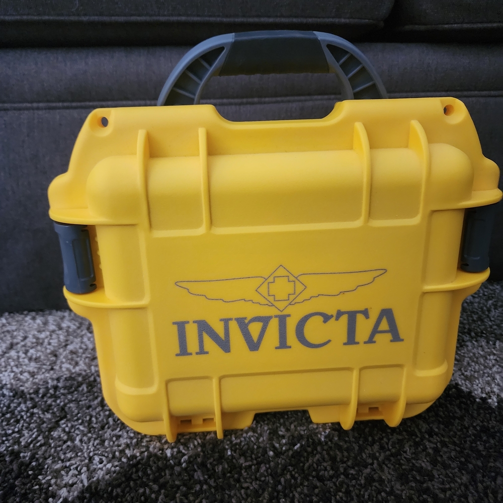 BRAND NEW INVICTA YELLOW 1-SLOT WATCH BOX CASE